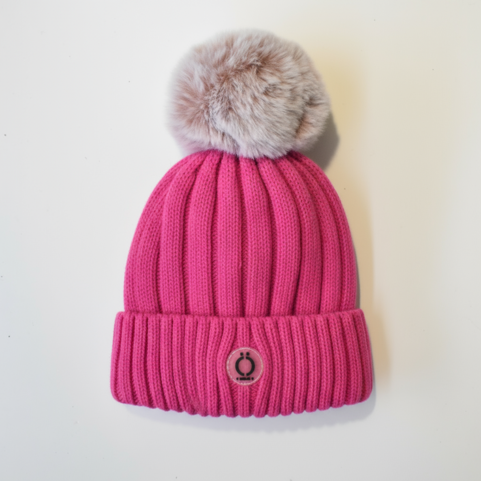 Fushia Tuque